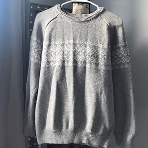 GAP Men’s Christmas Sweater